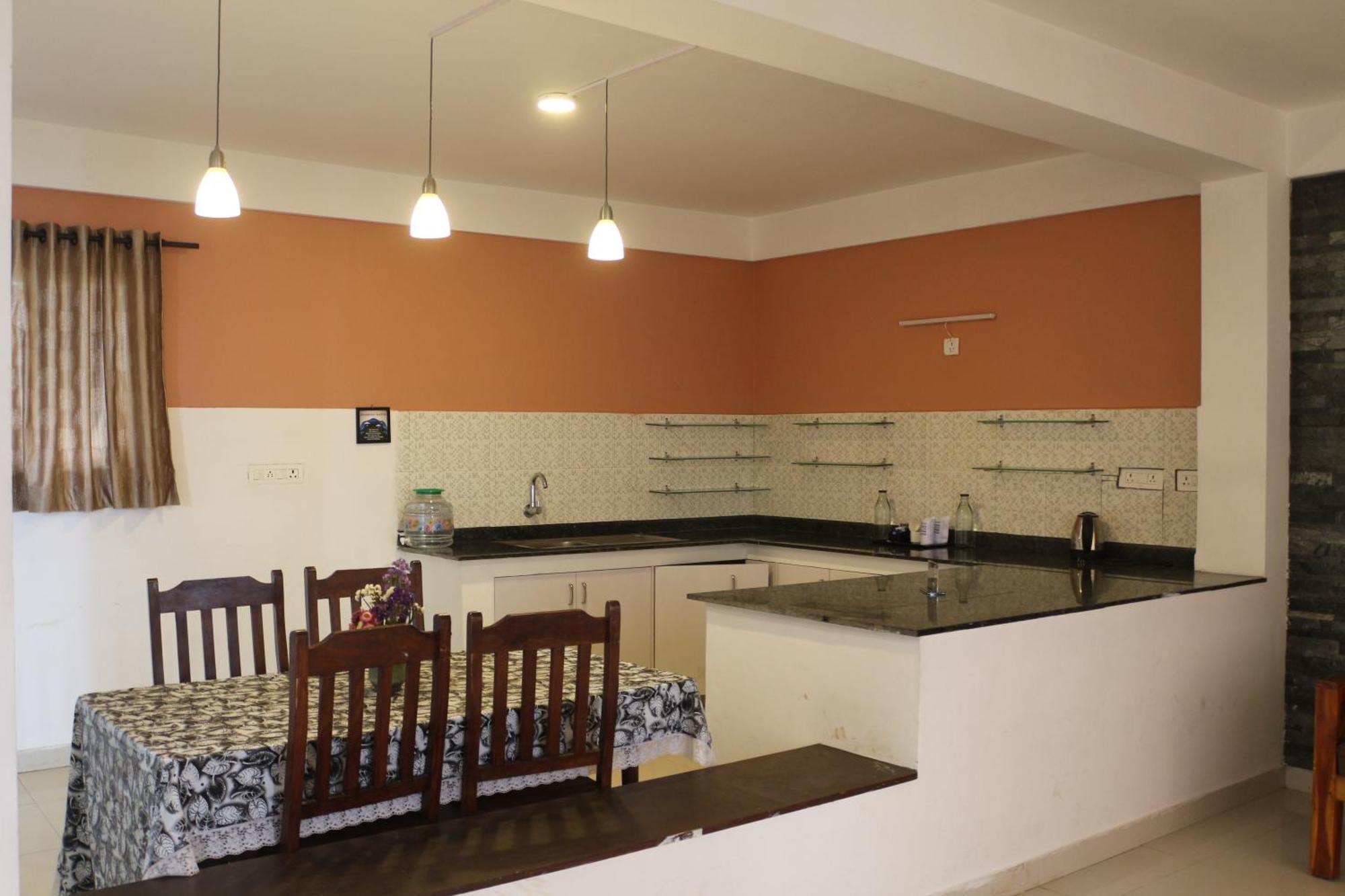 Отель Logan Camp Ooty Кунур Экстерьер фото